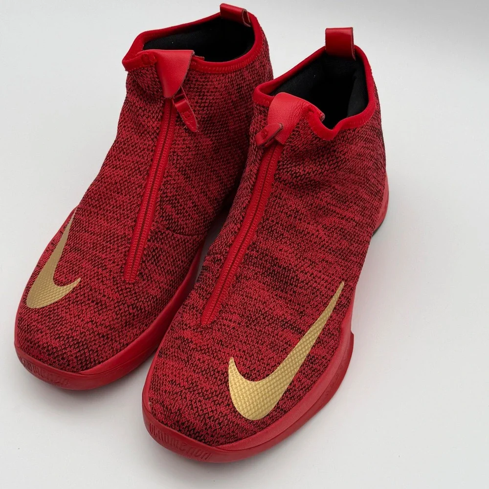 Nike Kobe Venomenon 5‎ University Red Gold 818583-600 Size 10.5 VNDS No box